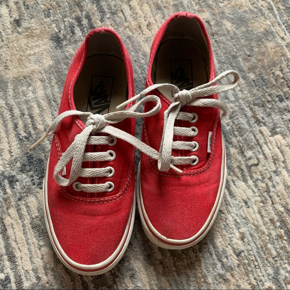 Red Authentic Vans | Women’s US 5.5